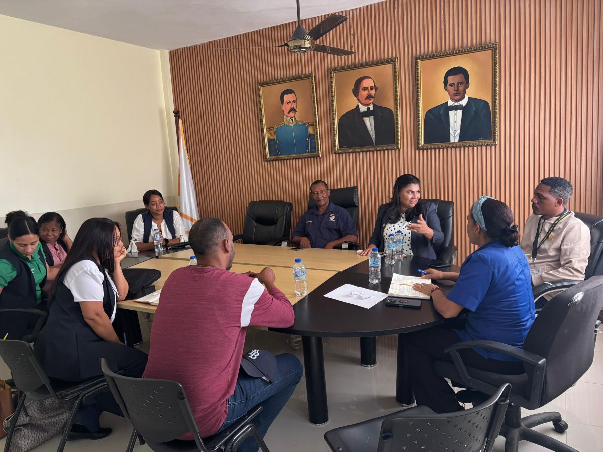 🇩🇴 Ejecutivos de la Alcaldía de La Otra Banda inician organización de los actos patrios del 27 de Febrero